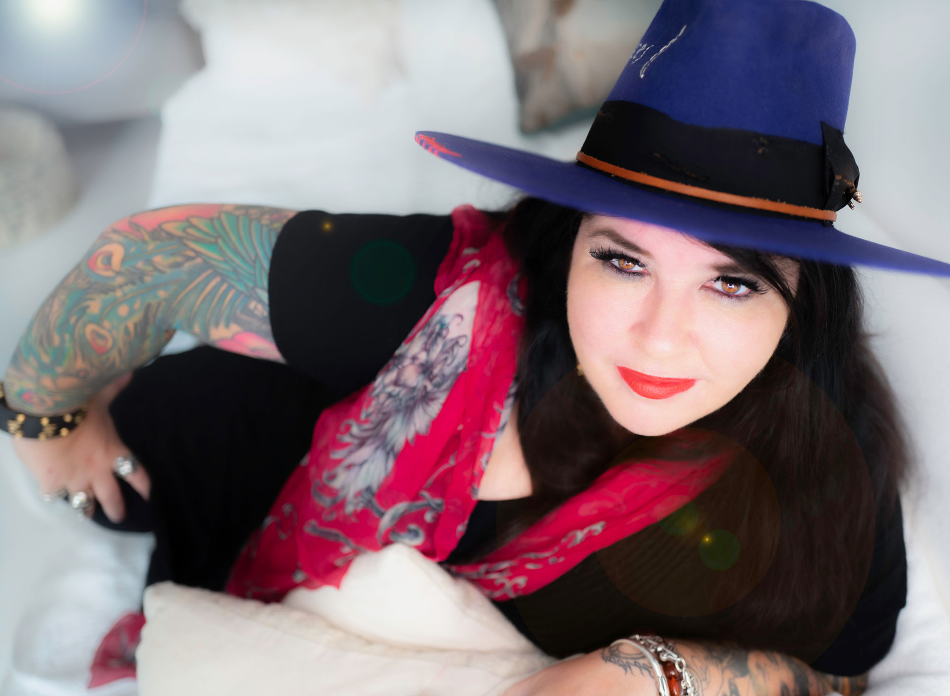 Michele Knight-Waite in purple hat